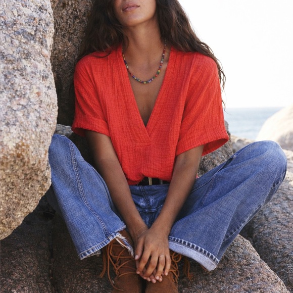 XiRENA Tops - Xirena Cotton Gauze Split Neck Top Small